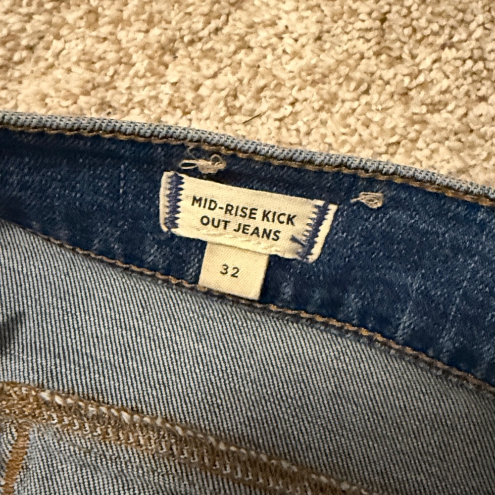 Madewell NWT❗️Midrise Kick Out Crop Denim Jeans - Picture 4 of 10